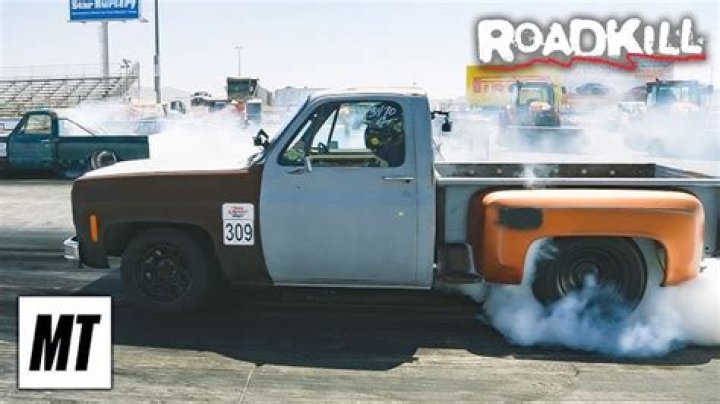 What exhaust is on the roadkill muscle truck?