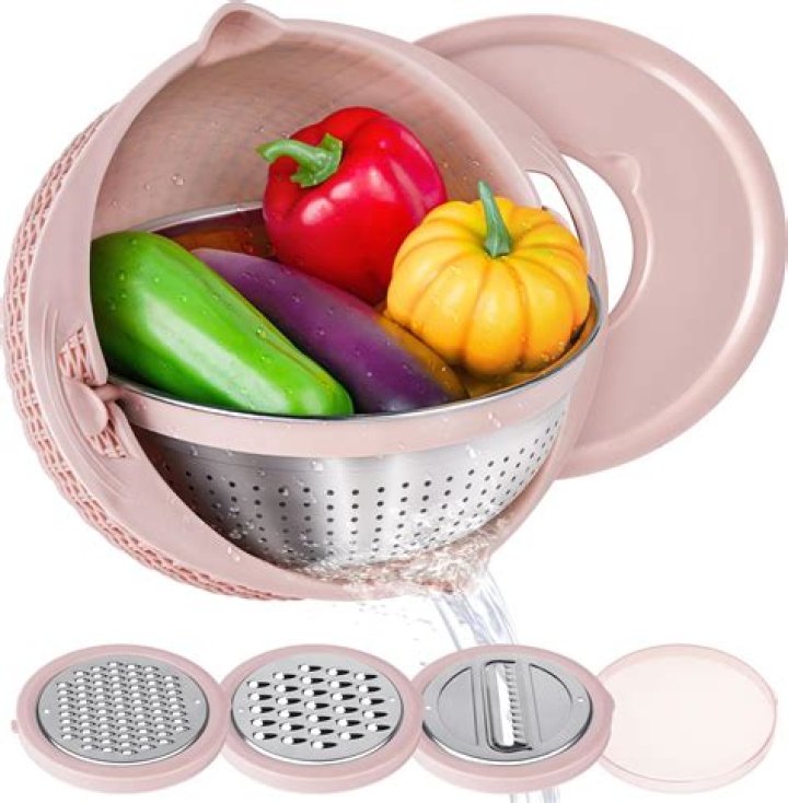 What is a strainer with a handle called?