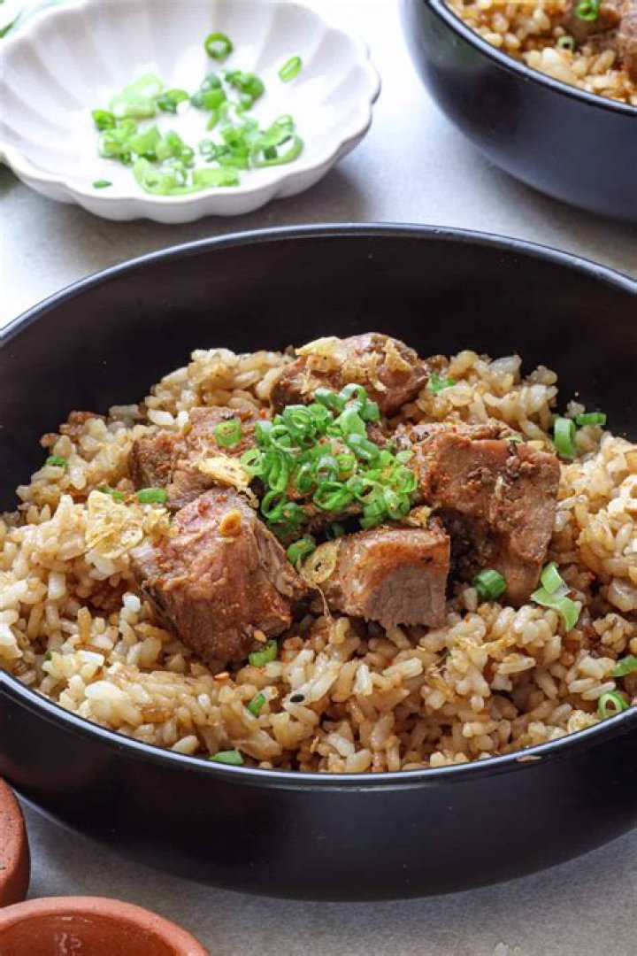 What is mentsuyu made of?