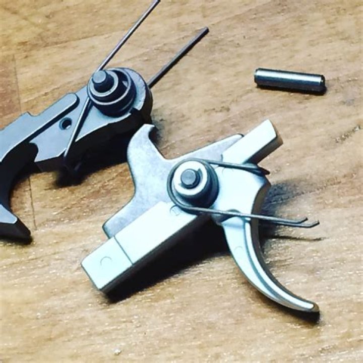 What is the average trigger pull weight?
