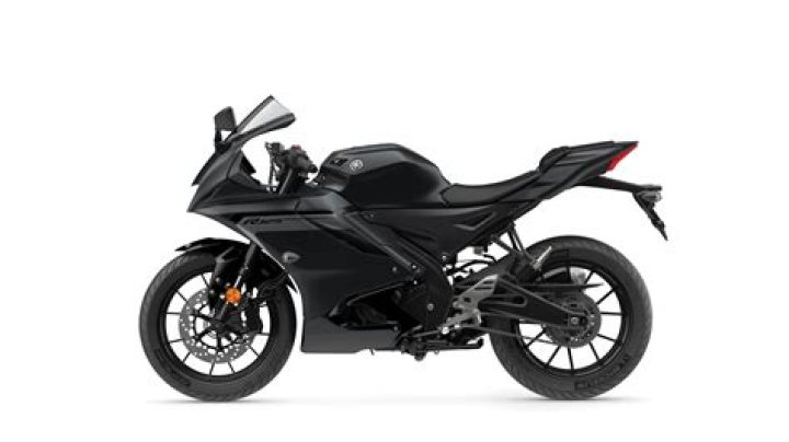 What is the price of Yamaha R125?
