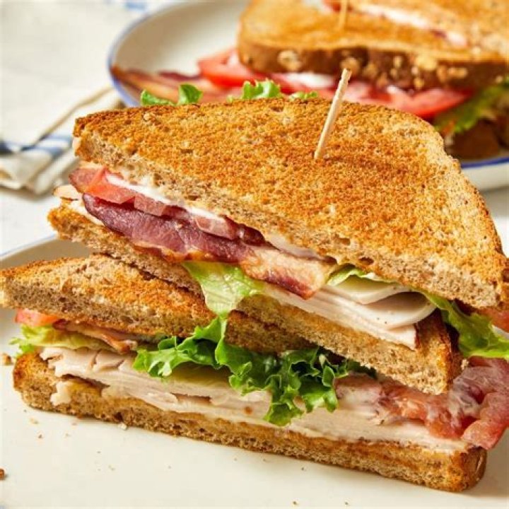 What kind of bread is in a club sandwich?