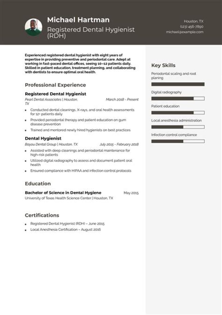 What should a dental hygienist put on a resume?