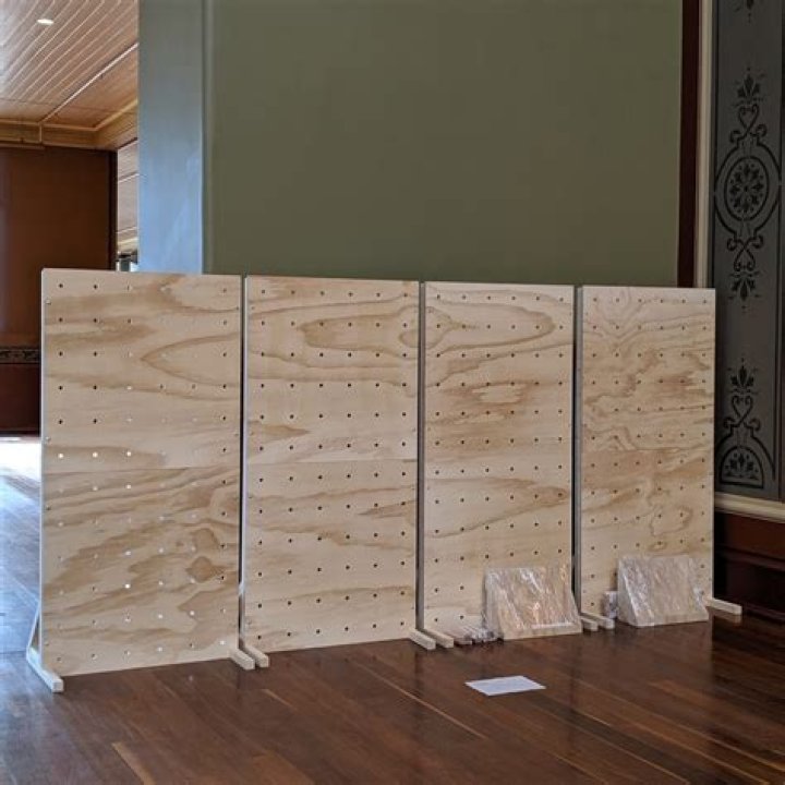 What sizes do peg boards come in