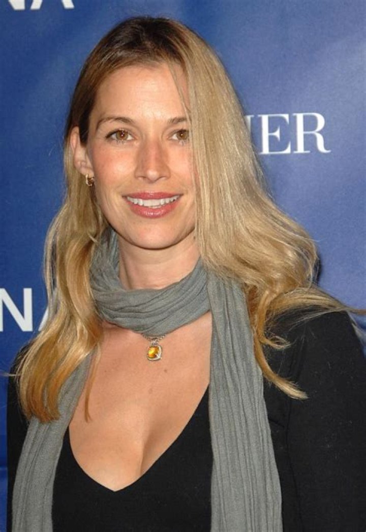 Where is Brooke Langton from?