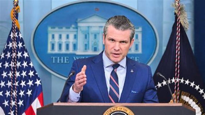 Who is the Minister of State for Defence?