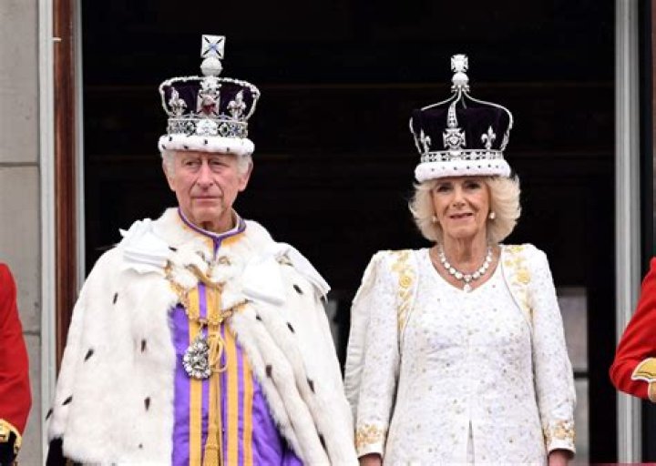 Who is the Queen of the MudWings