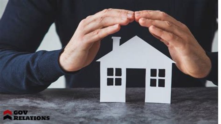 Who qualifies for housing assistance in Washington State?