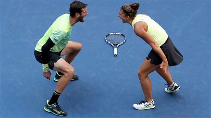 Who won the Australian Open mixed doubles in tennis recently?