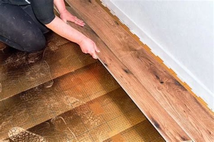Will Gorilla Glue work on vinyl flooring